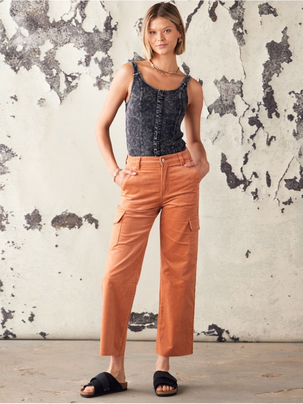 Kancan 90s Cropped Wide Leg Corduroy Cargo Pants Sz 24 Sherry EUC